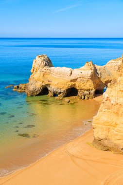 Praia da Rocha Beach bir görünüm