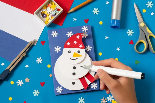 Weihnachtskarte Mit Voluminösem Schneemann Herstellen Originelles Projekt Für Kinder Diy — Stockfoto