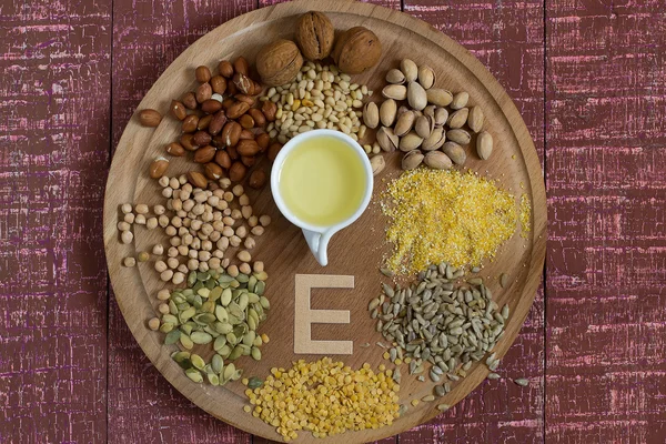 Nahrungsquellen für Vitamin E — Stockfoto