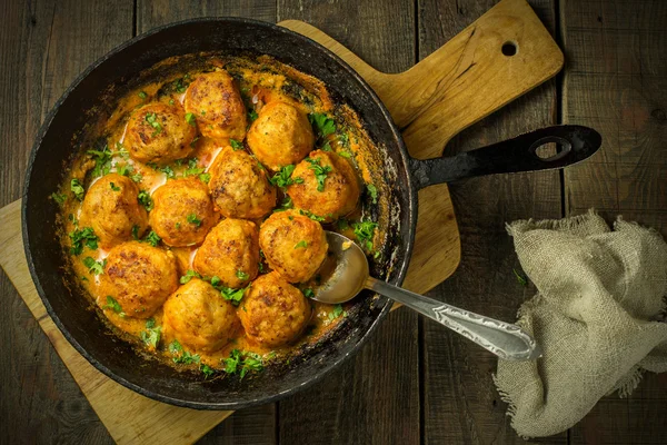 Meatballs in tomato sauce — Stock Image Meatballs in tomato sauce Royalty Free Stock Images
