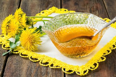 Dandelions yararlı reçel 