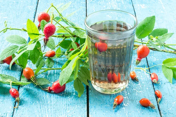 Health fortified drink rosehip — Φωτογραφία Αρχείου