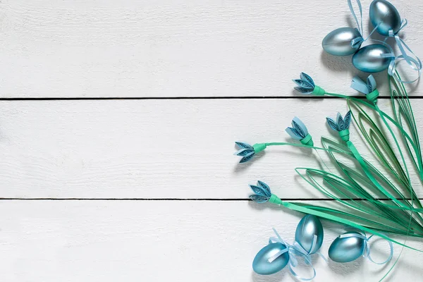 Διακοσμητικά αυγά και snowdrops στην τεχνική του quilling — Φωτογραφία Αρχείου