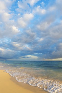 güzel gün batımı deniz