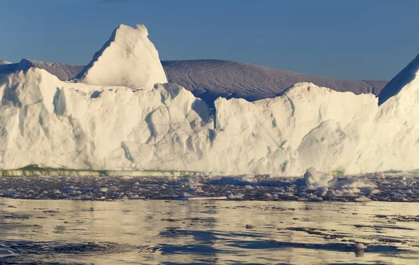 Enormi iceberg della Groenlandia — Foto Stock