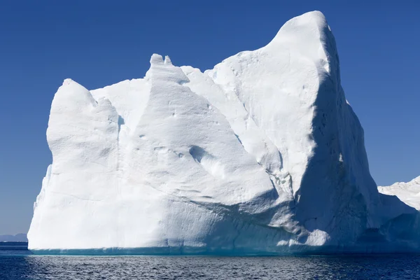 Огромные айсберги Полярных регионов — стоковое фото