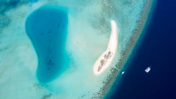 Tropical Islands Atolls Shooting Drone Pure Turquoise Waters Ocean White — Stock Photo, Image