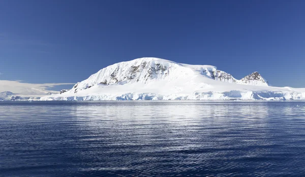 Φύση και τοπία της Ανταρκτικής — Φωτογραφία Αρχείου