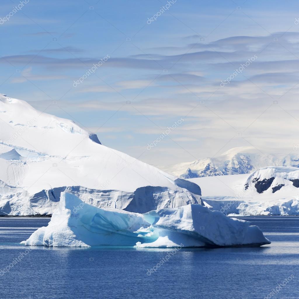 Nature and landscapes of Antarctic