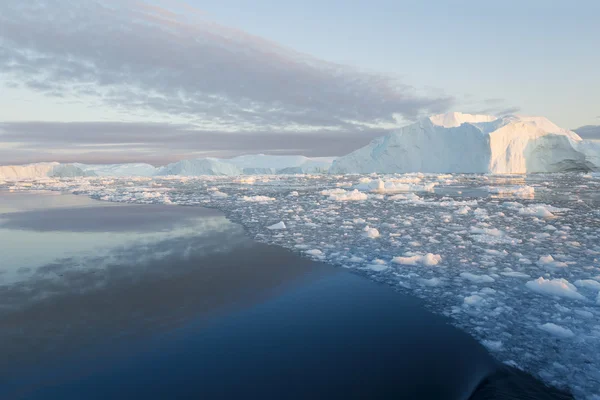 Ghiacciai e iceberg della Groenlandia — Foto Stock