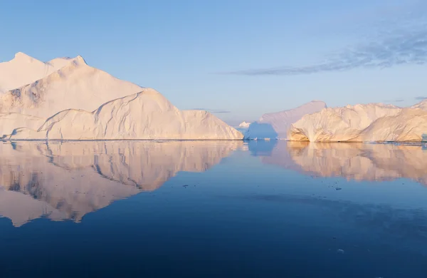 Glaciers et icebergs du Groenland — Photo