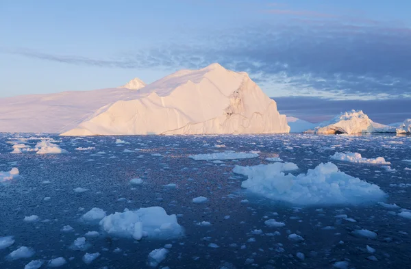 Glaciärer och isberg i Grönland — Stockfoto