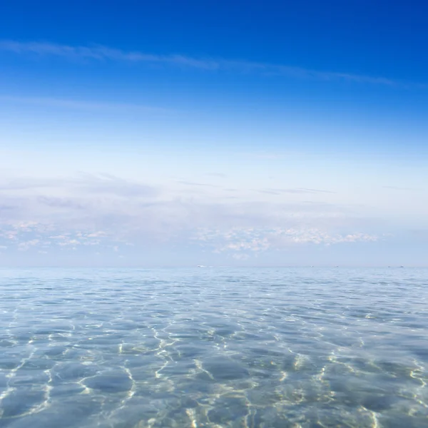 平静的海面水表面 — 图库照片