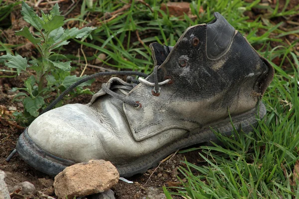 yıpranmış Ayakkabı