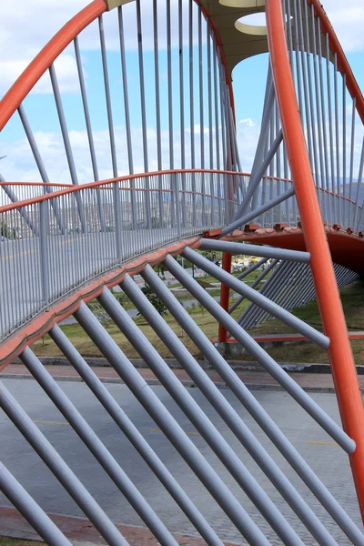Portée du pont en acier rouge — Photo