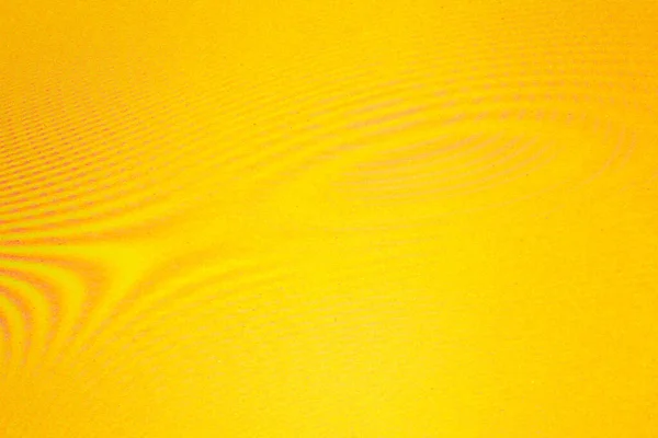 Abstraktní Jasně Žluté Pozadí Zlatými Vlnami Interference Moire — Stock fotografie