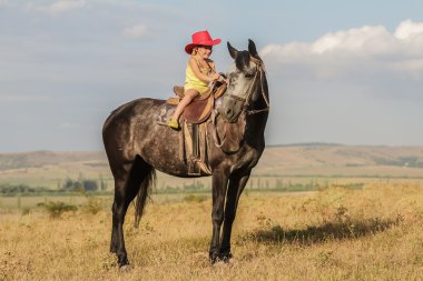 mutlu kız çiftlikte, rur bir binicilik açık portresi