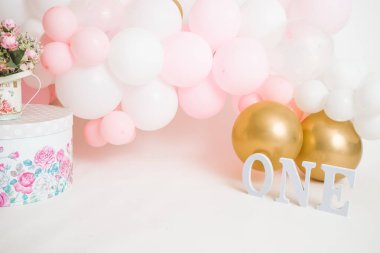 Bir yıl kız doğum günü stüdyo dekorasyonu
