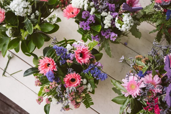 Laboratorio Fiori Composizioni Floreali Fresche — Foto Stock