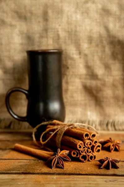 Palitos Canela Sobre Fondo Madera — Foto de Stock