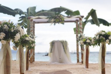 Düğün Çiçek yazı ve dekorasyon sahilde