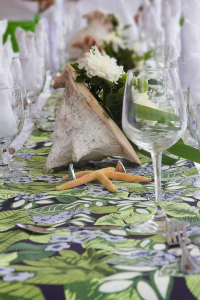 Peça central da mesa. decoração de mesa de casamento — Fotografia de Stock