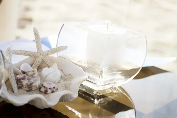 Свадебное украшение морской звезды, тропическая свадебная церемония детали — стоковое фото