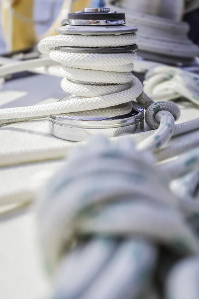 Winch with rope on sea yacht deck — Stock Photo, Image