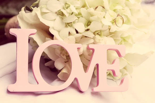Mot d'amour comme détail de décoration de mariage — Photo