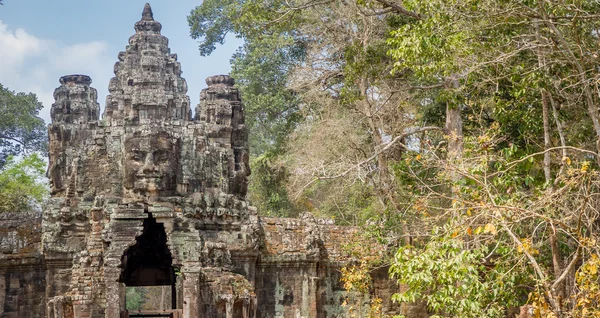 I volti incredibili al Tempio di Bayon, Siem Riep, Cambogia. Viso — Foto Stock