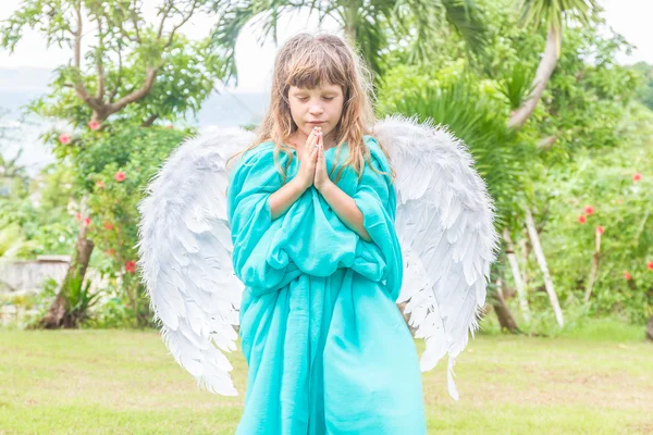 Angel children girl with closed eyes in forest — Stock Photo, Image