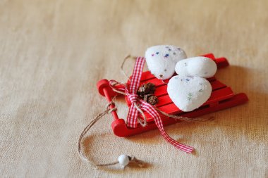 Noel arka plan - atlı kızak ve kalp şekilli dekorasyon