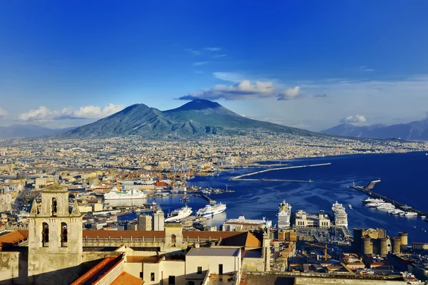 Napels en Vesuvius panoramisch uitzicht, Napoli, Italië — Stockfoto