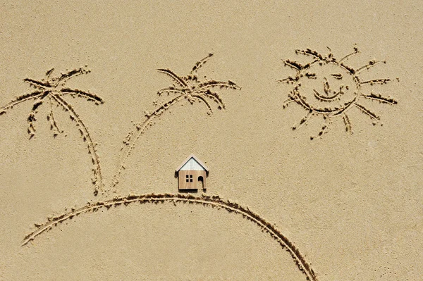 Hus på stranden - holiday koncept — Stockfoto