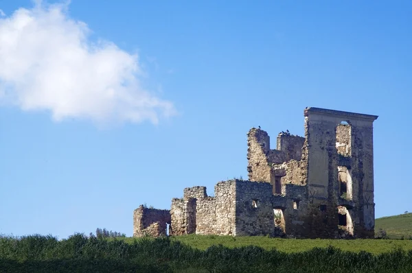 Old edifice ruins — Stock Photo, Image