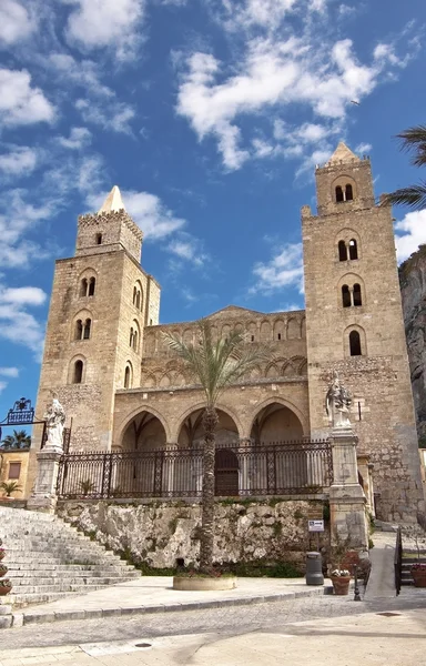 Cefalu собор біс — стокове фото