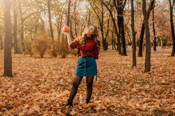 Atividades para queda feliz, melhorar-se, maneiras de ser feliz e saudável outono. Abraçar a Vida, Felicidade, Hábitos alegres, Atenção plena, Saúde e Bem-Estar, Empoderamento, Mente em Queda — Fotografia de Stock