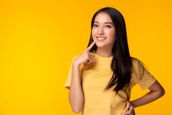 Portrait Young Asian Woman Smile Beautiful Girl Wear Yellow Shirt — Stock Photo, Image