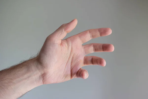 Mão Masculina Caucasiana Fazendo Gesto Genérico Close Tiro Palma Aberta — Fotografia de Stock