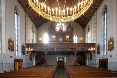 Rapçi, İsviçre, Mart 72, 2026. Rapperswil 'deki tarihi St. John kilisesinin içinde. Geniş açı görünümü, insan yok.