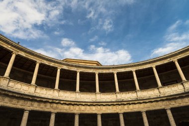 Charles V Sarayı, Alhambra, Granada, İspanya 'daki tarihi bina..