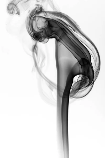 白地に黒い煙の抽象的な形 — ストック写真
