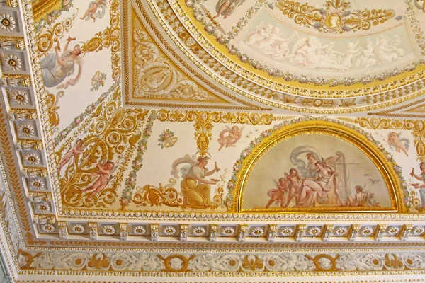 Ceiling in the Russian Museum in Saint Petersburg — Stock Photo, Image