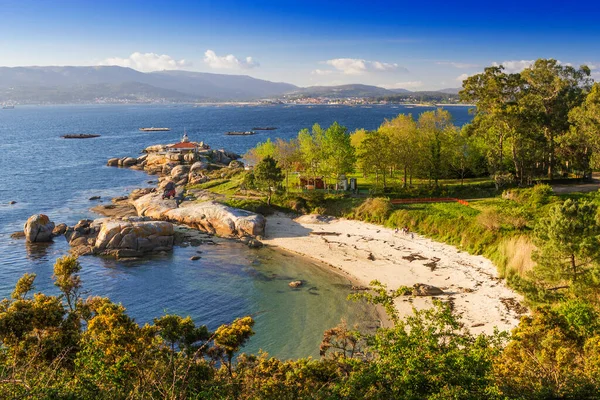 Vista Aérea Lighthaouse Playa Bosque Cabalo Cape Isla Arousa Galicia —  Fotos de Stock