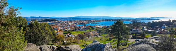 Arousa Adası 'nın panoramik manzarası