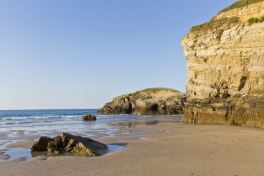 Katedraller Beach uçurumlarda
