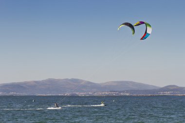 Kitesurf denizde