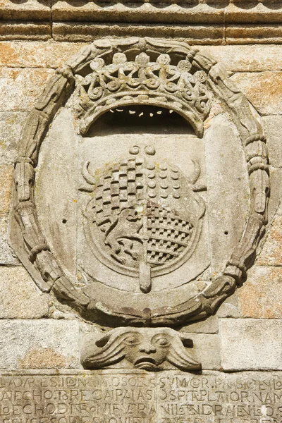 Heraldische schild op Fefinanes Square — Stockfoto