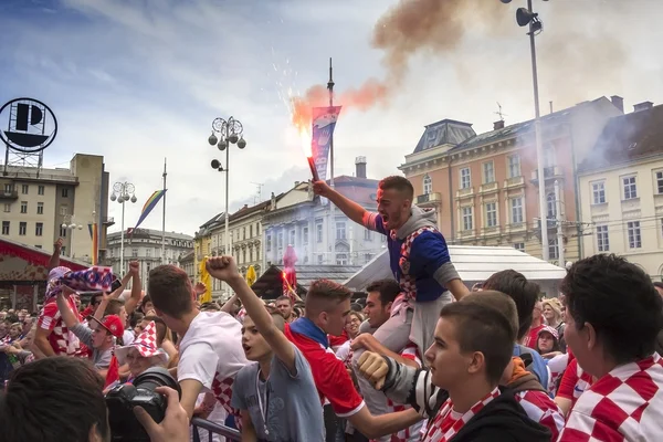 Футбольные фанаты Хорватии — стоковое фото