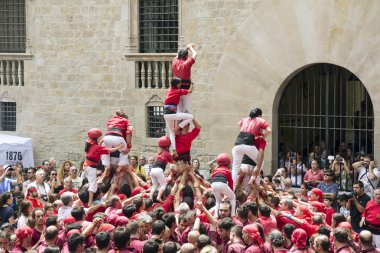 Kaleler insan piramit